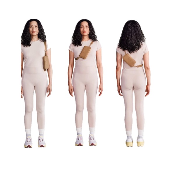 DAGNE DOVER x SEPHORA Phone Sling - Red - Picture 4 of 8